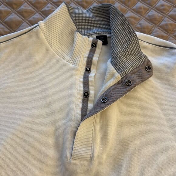 Hugo Boss Mens’ Long Sleeve Cotton Sweater. White with Gray Detail. Size Large. - Picture 3 of 7